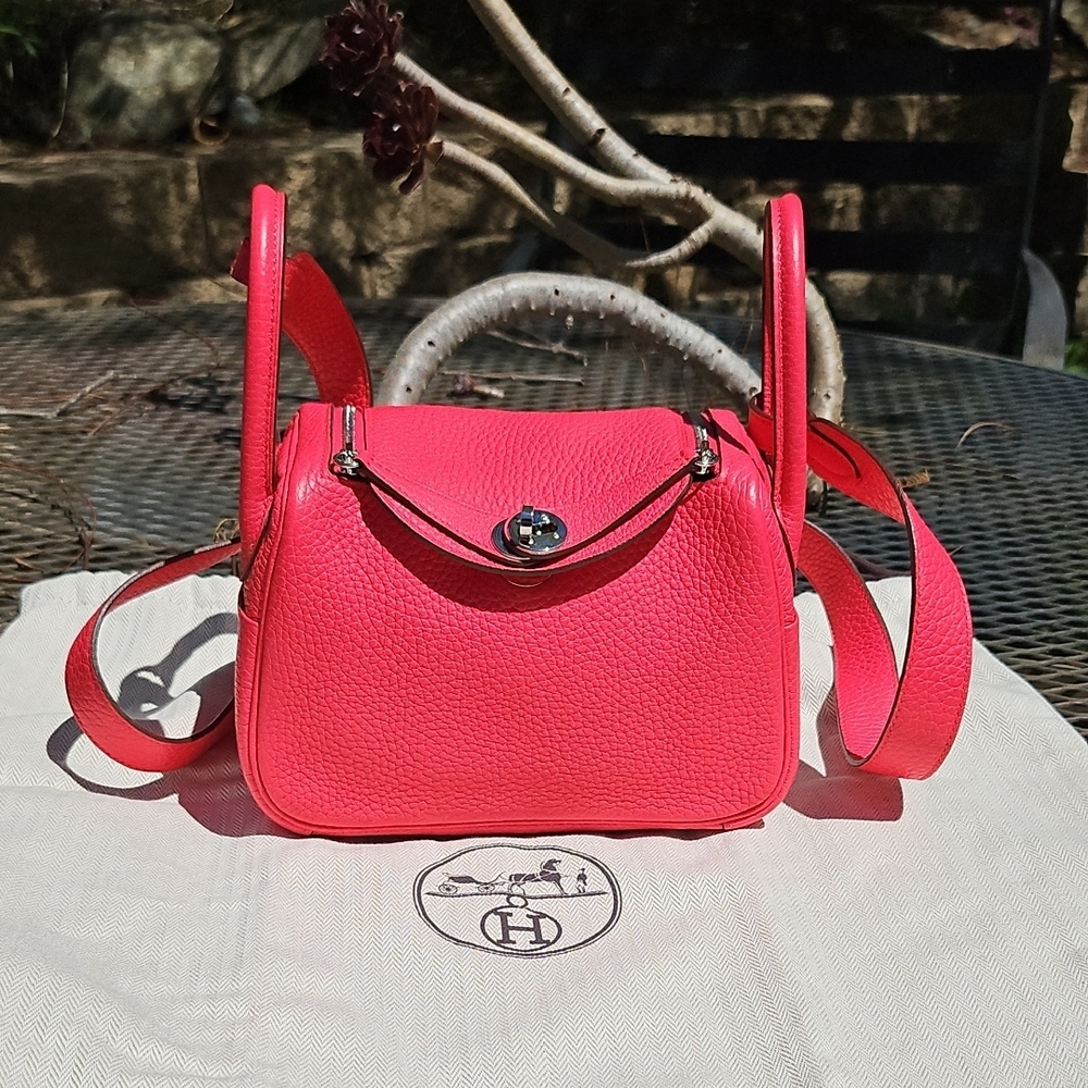 Authentic Hermes Mini Lindy Clemence Pink Leather Women's Bag